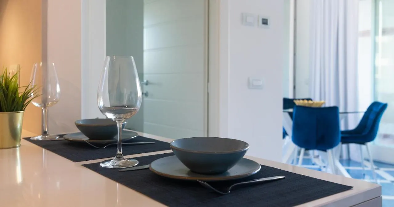 Acqua Marina Apartment أولبيا