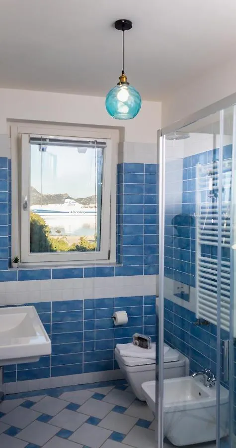 Acqua Marina Apartment أولبيا