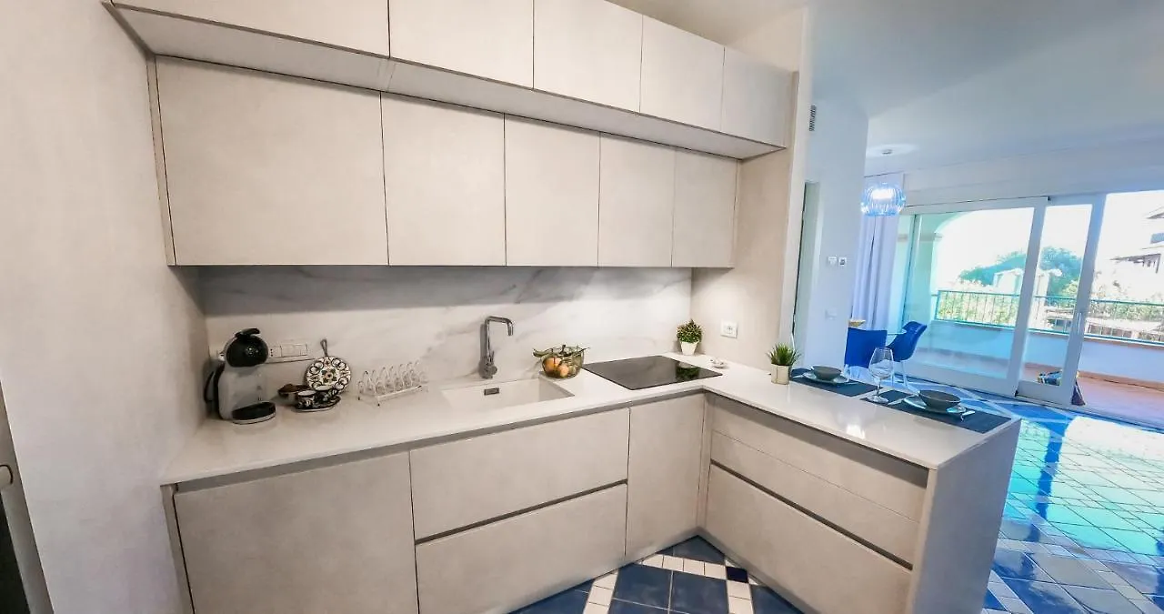 Acqua Marina Apartment أولبيا 0*,  إيطاليا