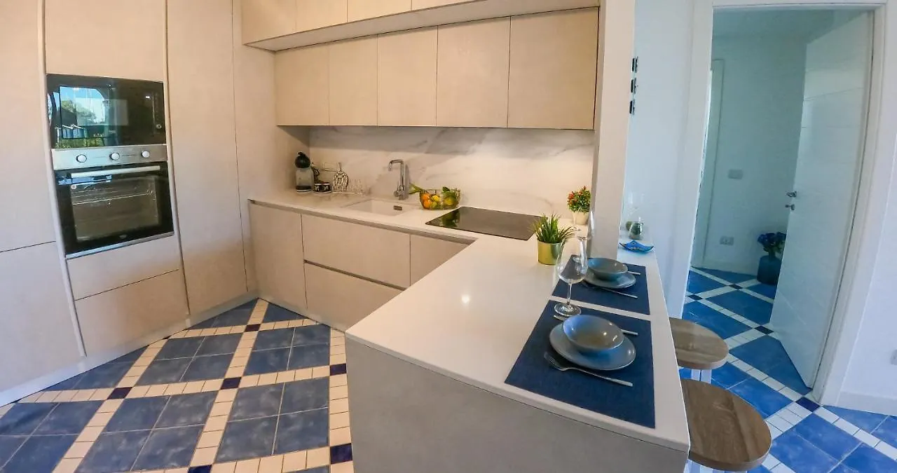 Acqua Marina Apartment أولبيا