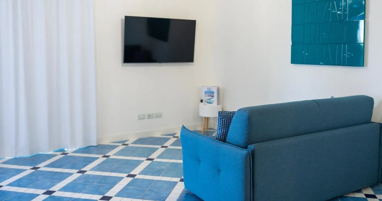 Acqua Marina Apartment أولبيا